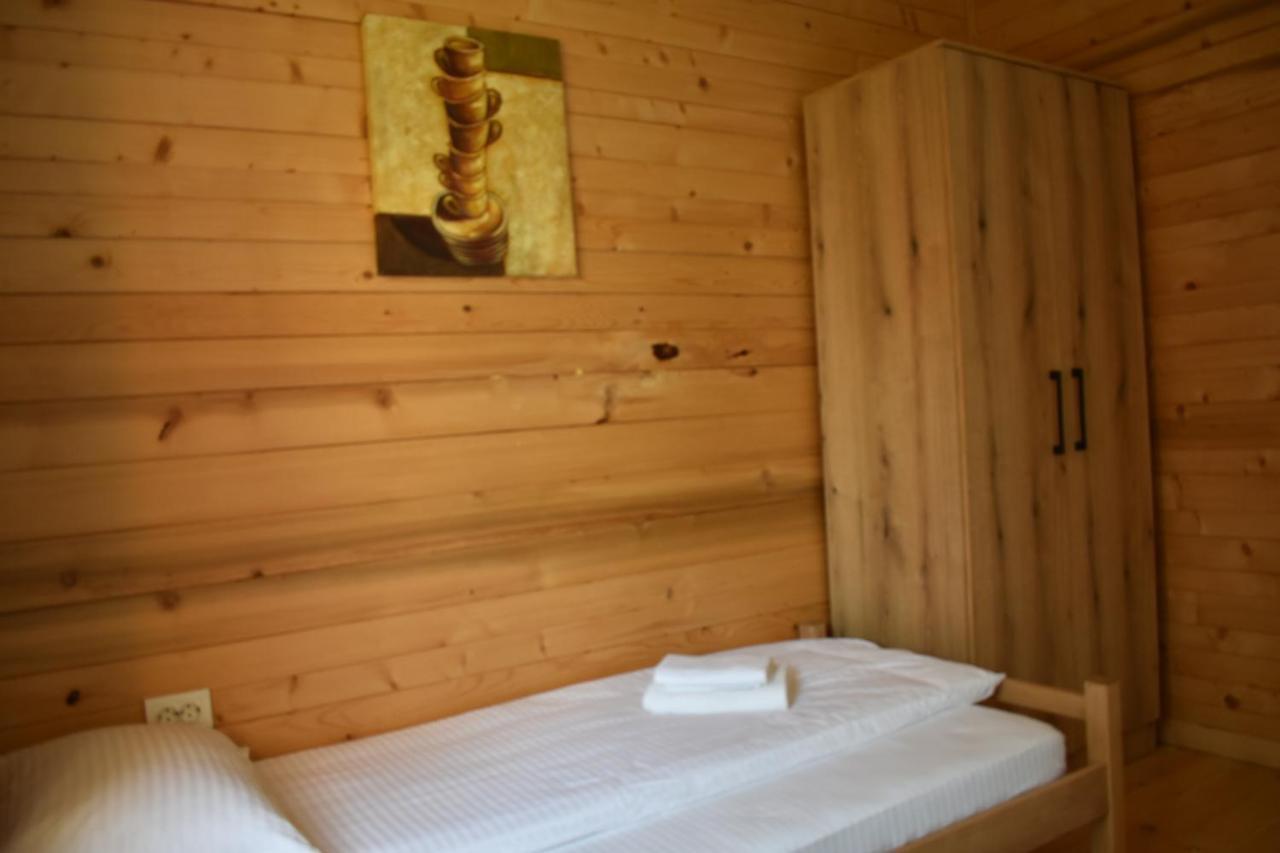 זבליאק Srna Chalet מראה חיצוני תמונה